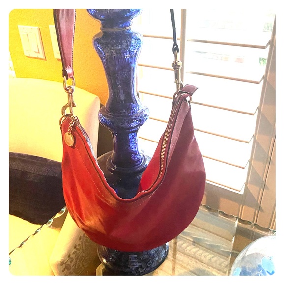 Gucci Calfskin Web Strap Red Leather Hobo Bag - Picture 1 of 6